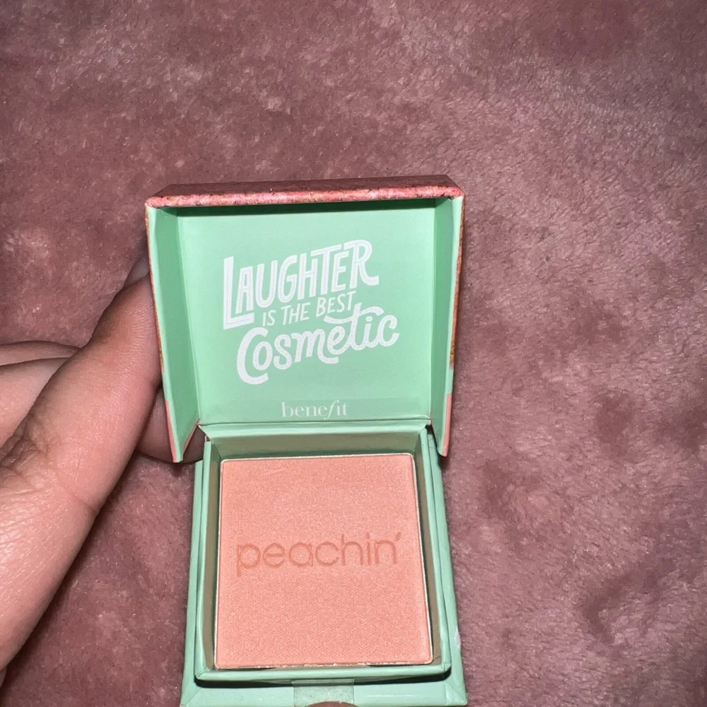 Benefit Starry Escape Palette and Peachin' Blush Set